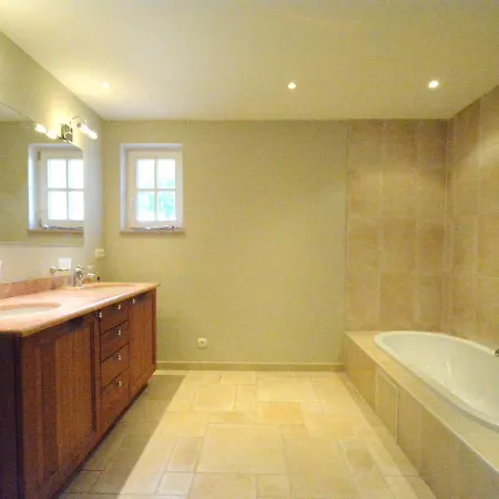 Magnificent Spacious And Bright Villa, Splendid View, Large Garden, Sauna * Houyet