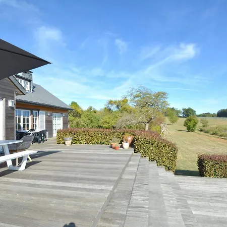Magnificent Spacious And Bright Villa, Splendid View, Large Garden, Sauna *