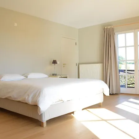 Magnificent Spacious And Bright Villa, Splendid View, Large Garden, Sauna *
